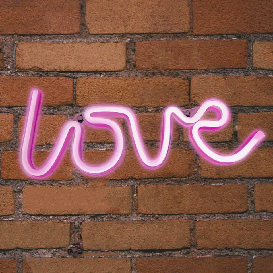 NEON LED STRIPS LOVE neon | 3*AA μπαταρία | 4.5V | 340x25x135 | {enjoysimplicity}™