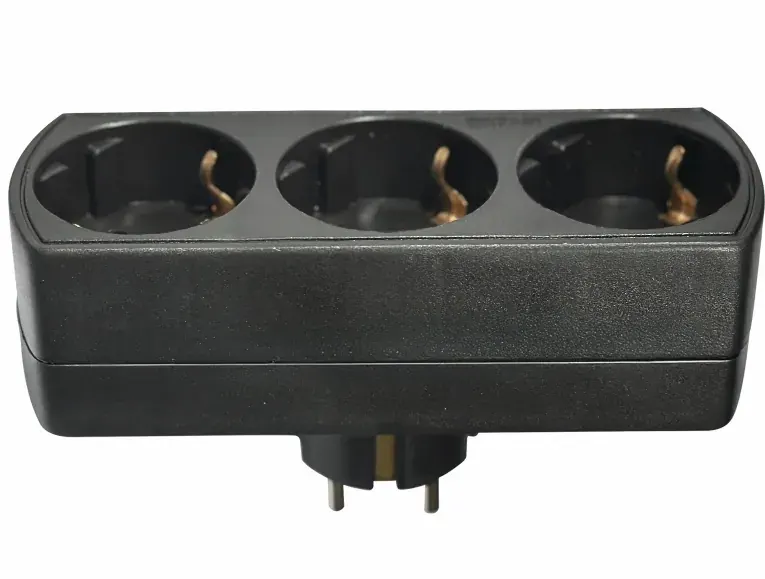 ΑΝΤΑΠΤOΡΑΣ ΤΥΠΟΥ — SCHUKO → 3Θ SCHUKO max:3680W IP20 ΜΑΥΡΟ