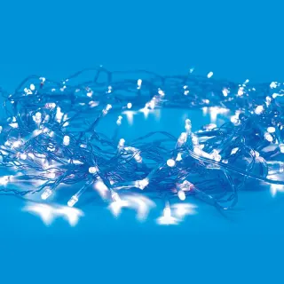 ΛΑΜΠΑΚΙΑ 50 LED ΣΕ ΣΕΙΡΑ ΣΤΑΘΕΡΟ ΜΠΛΕ ΚΑΟΥΤΣΟΥΚ ΜΕ ΜΠΑΤΑΡΙΕΣ 2xΑΑ & ΚΑΛΩΔΙΟ ΔΙΑΦΑΝΟ 300mm IP20 4900mm