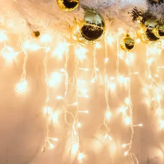 ΧΡΙΣΤΟΥΓΕΝΝΙΑΤΙΚΑ ΛΑΜΠΑΚΙΑ ΒΡΟΧΗ 144 LED ΘΕΡΜΟ ΛΕΥΚΟ 24 ΣΕΙΡΕΣ (5-7-5-7) ΑΝΤΑΠΤΟΡΑΣ 31VDC ΜΕ ΔΥΝΑΤΟΤΗΤΑ ΕΠΕΚΤΑΣΗΣ ΜΑΧ 4 ΣΕΤ ΣΤΑΘΕΡΟ IP44 3000x600mm