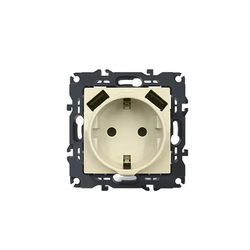 PRIME ΠΡΙΖΑ ΣΟΥΚΟ ΑΣΦΑΛΕΙΑΣ ΙΒΟΥΑΡ 2P+E 16A 250VAC & 2 USB 5VDC 3.1A IP20