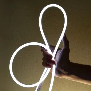 ΦΩΤΟΣΩΛΗΝΑΣ ΝΕΟΝ 100LED/M ΨΥΧΡΟ ΛΕΥΚΟ ΣΤΑΘEΡΟ ΜΟΝΗ ΠΛΕΥΡΑ 50m IP44 1.5m ΚΑΛΩΔΙΟ 3 ΣΕΤ ΦΙΣ ΣΥΝΔΕΣΜΟΙ & ΤΑΠΕΣ