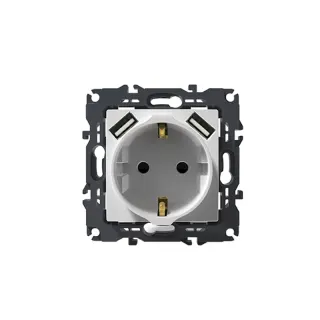 PRIME ΠΡΙΖΑ ΣΟΥΚΟ ΑΣΦΑΛΕΙΑΣ ΛΕΥΚΗ 2P+E 16A 250VAC & 2 USB 5VDC 3.1A IP20