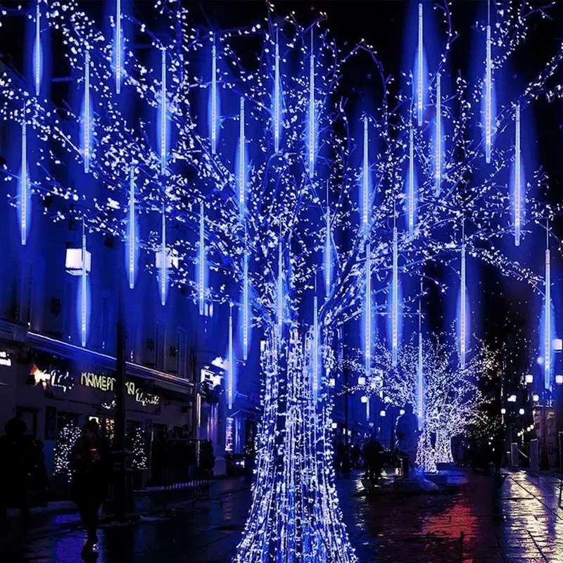 ΧΡΙΣΤΟΥΓΕΝΝΙΑΤΙΚΑ ΛΑΜΠΑΚΙΑ ΜΕΤΕΩΡΙΤΗΣ 180 LED CW 18LX10DROPS ΑΝΤΑΠΤΟΡΑΣ 5V ΜΕ ΔΙΑΦΑΝΟ ΚΑΛΩΔΙΟ 4m+5m & ΔΥΝΑΤΟΤΗΤΑ ΕΠΕΚΤΑΣΗΣ ΜΑΧ 3 IP44 300mm
