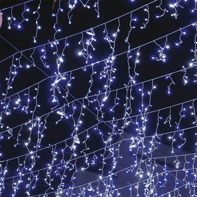 ΧΡΙΣΤΟΥΓΕΝΝΙΑΤΙΚΑ ΛΑΜΠΑΚΙΑ ΒΡΟΧΗ 144 LED FLASH ΨΥΧΡΟ ΛΕΥΚΟ ΣΤΑΘΕΡΑ ΚΑΛΩΔΙΟ ΔΙΑΦΑΝΟ ΜΕ ΑΝΤΑΠΤΟΡΑ 31VDC IP44 3000x600mm