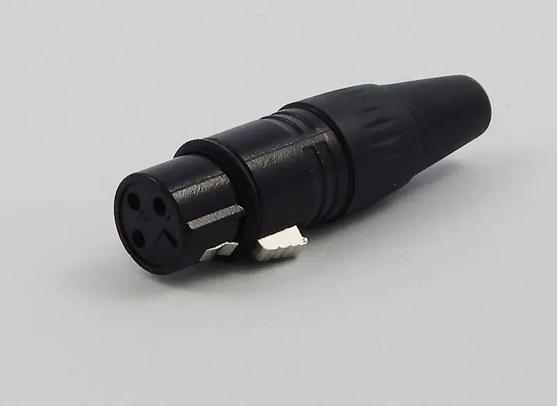 TX002FB XLR ΘΗΛΥΚΟ